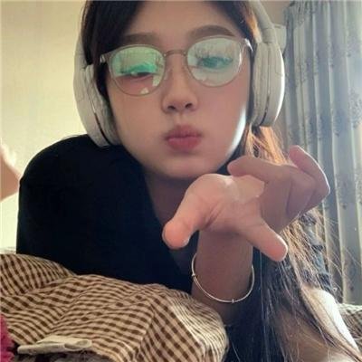 枕边有张脸2封面